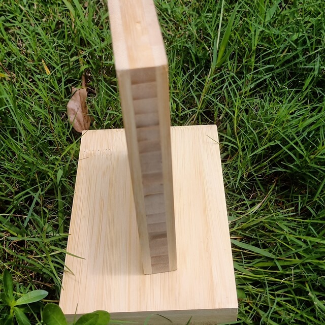 Pannello in bamb&ugrave; orizzontale naturale a 3 strati da 20 mm